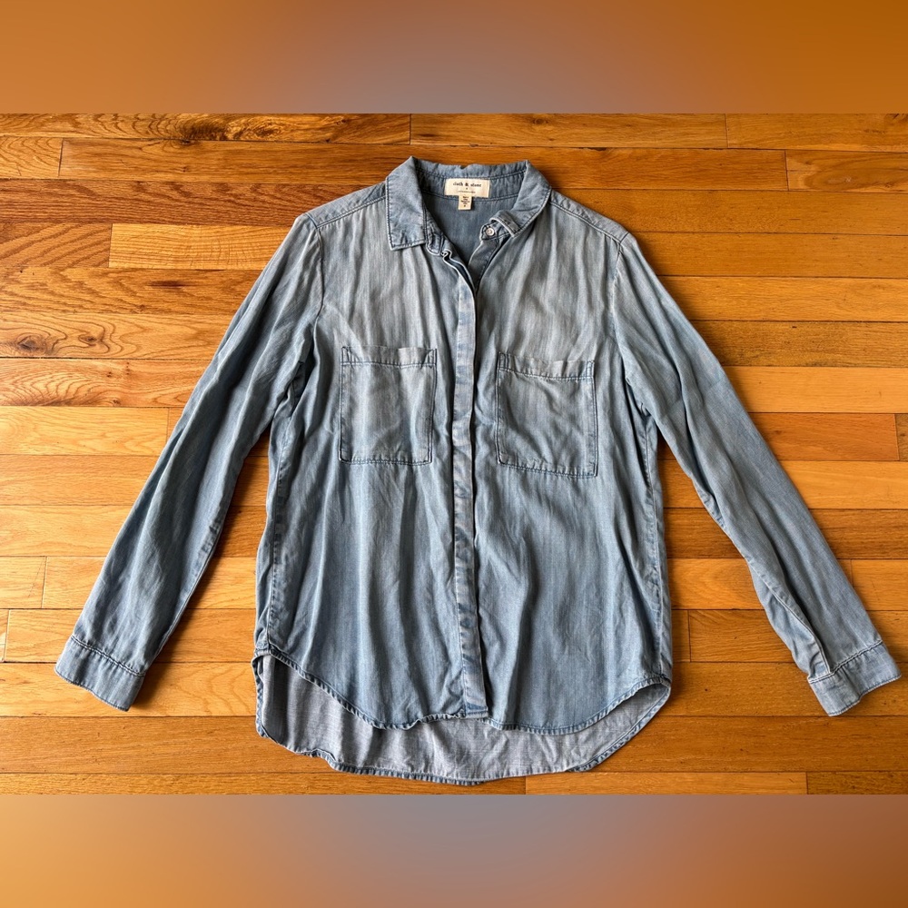 Cloth & Stone Chambray Buttondown